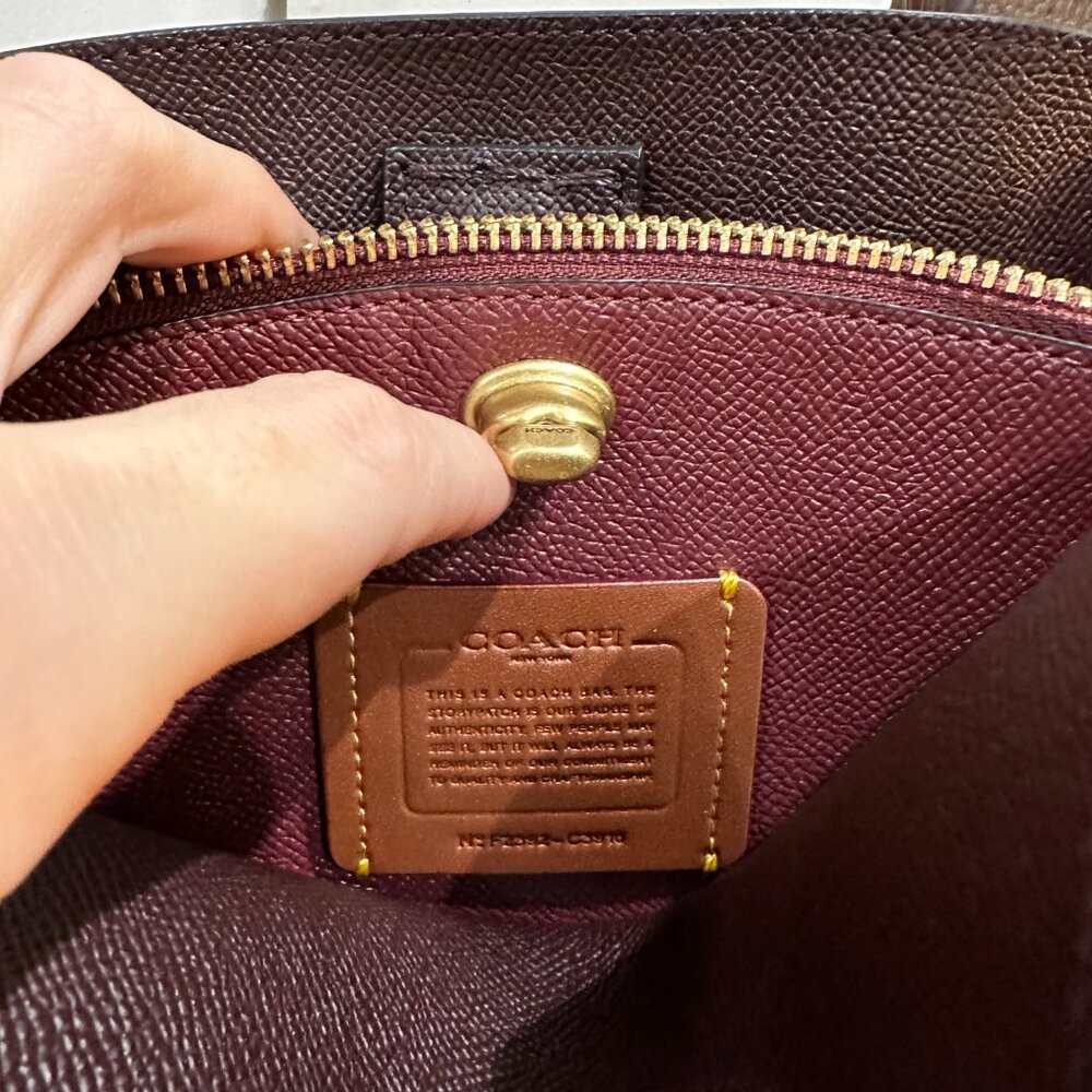Coach Black Willow Bucket Bag Multi Strap Mint Condition - Picture 2 of 7